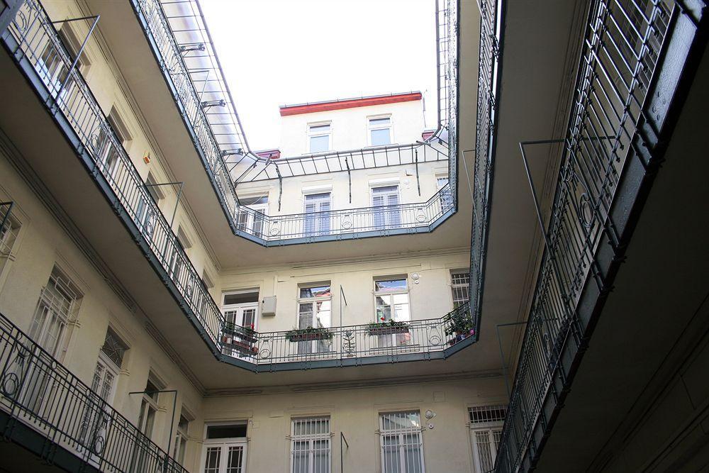 Central Apartment In Budapest Βουδαπέστη Εξωτερικό φωτογραφία